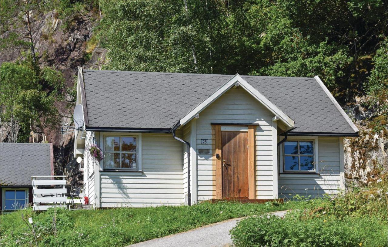 3 Bedroom Lovely Home In Vallavik Vangsbygd Esterno foto