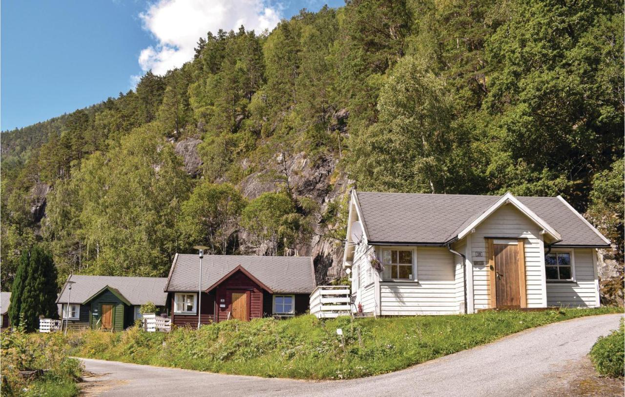 3 Bedroom Lovely Home In Vallavik Vangsbygd Esterno foto